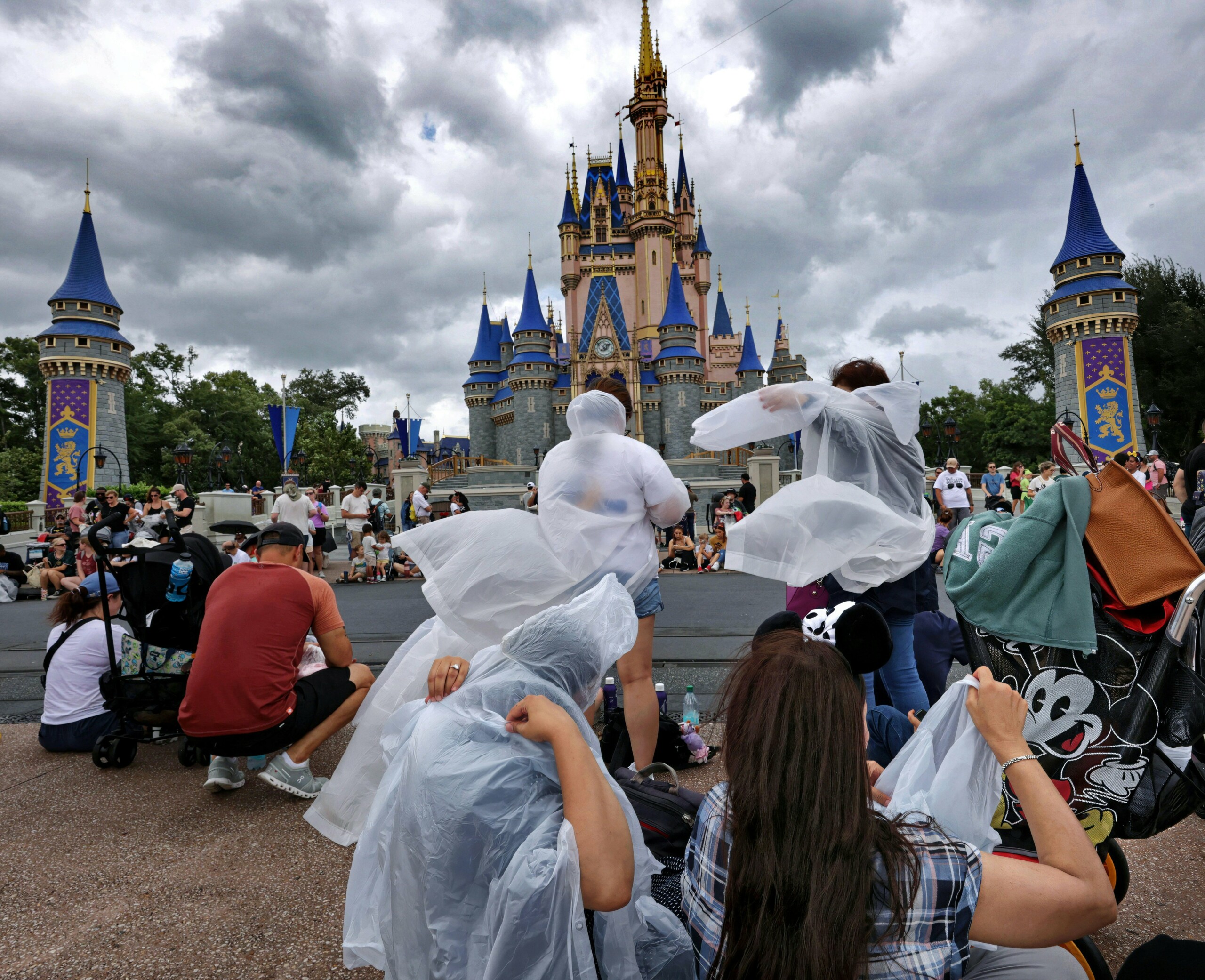 disney-world-operating-“under-normal-conditions”-ahead-of-hurricane-milton