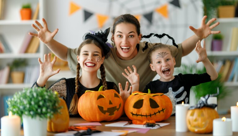 these-family-friendly-tricks-&-treats-will-take-your-#spookyszn-to-the-next-level